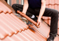 Więcej niż montaż: Dekarz jako kluczowy doradca inwestora